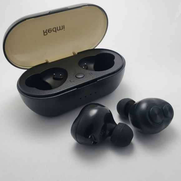 AirDotspro True Wireless Bluetooth Headset - Picture 2 of 6